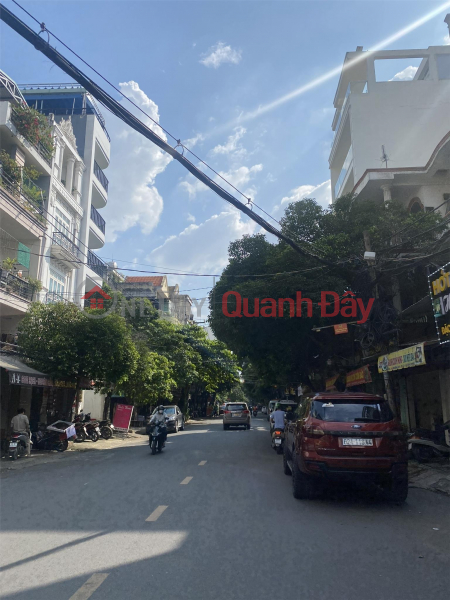 đ 18.5 Billion, **House for sale in K300 Tan Binh area; corner of 2-street Truong Hoang Thanh; 7*16; 4 floors