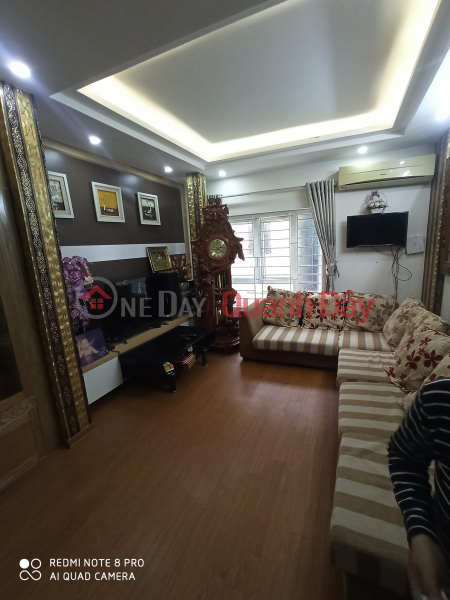 Corner lot house for sale; Cau Giay: 46m2, 5 floors, 3.9m frontage, price 6 billion, Vietnam, Sales, đ 6 Billion