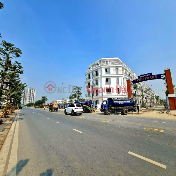 A 5-story house is being offered to buyers of 77m2 of land on a bustling commercial street in Trau Quy. Contact 0989894845 | Vietnam, Sales đ 20.99 Billion
