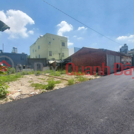 Selling 2 adjacent plots of land on a 4.5m wide paved road in Ngo Chan Luu - Right next to the main road. _0