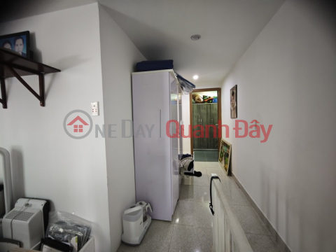 Two-story house for sale in an alleyway near AEON Mall, 1 minute from the beach, 3.25 billion VND, wider at the back. _0