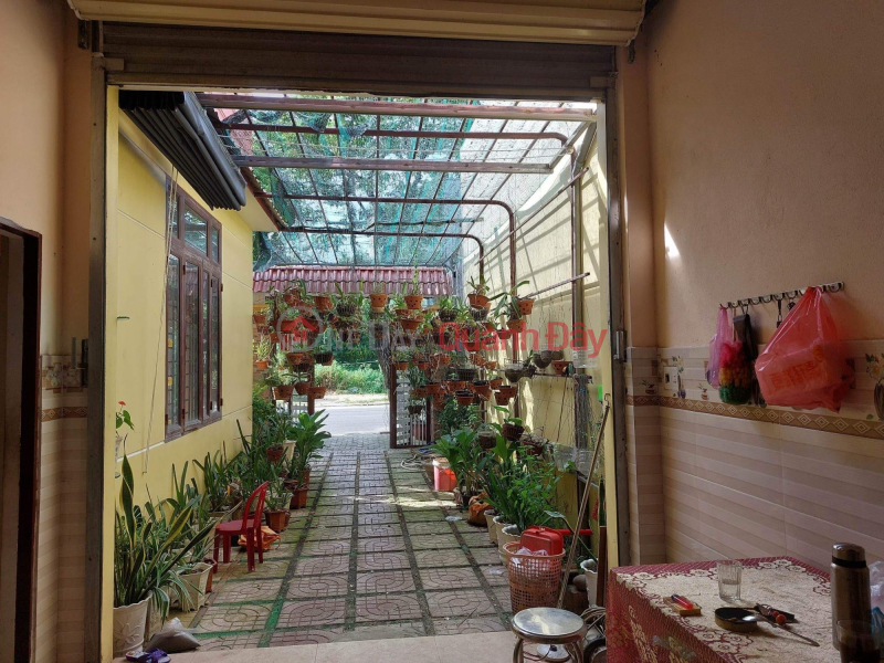 Too rare. Collapsed floor of Lien Chieu Villa 140m2, road 10.5m, the price is only 3.5 billion. Sales Listings