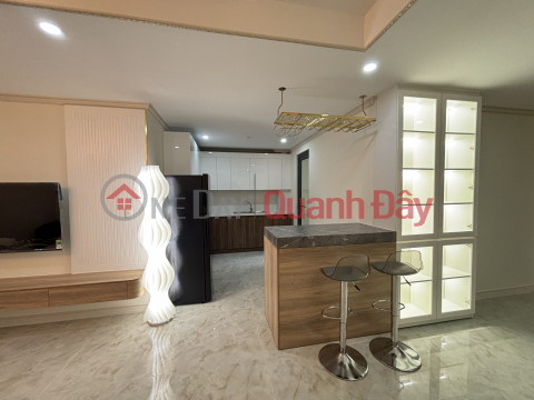 Beautiful apartment for rent with high-class furniture right in District 2 _0