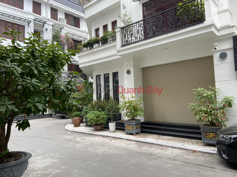 The owner rents the house at Lk 90 Nguyen Tuan, Thanh Xuan District - Hanoi Rental Listings