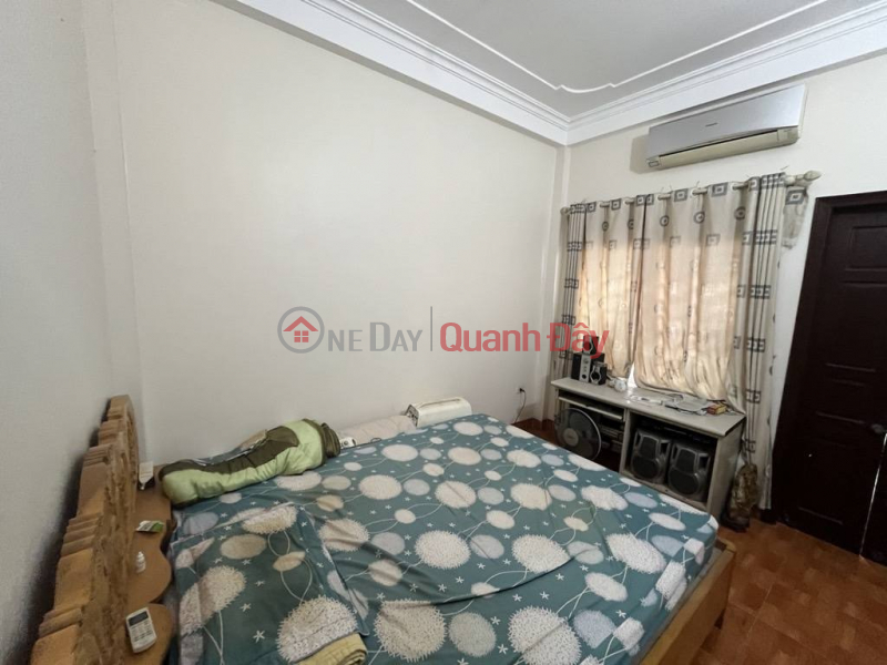đ 8.8 Billion HOUSE FOR SALE IN KIM GIANG, 1 HOUSE ON THE STREET, SMALL ALLEY, AREA 38M2, PRICE 8.8 BILLION