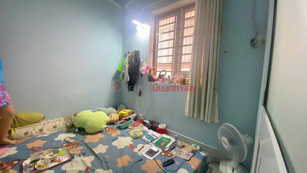 đ 3.3 Billion Right at Tran Cao Van Secondary School, Alley 2m, Area 4.7 x 9.3m, 2 Floors, S.HR