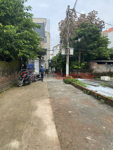 650 Tr - owner sells land at Truong Yen market - near Chuc Son town Sales Listings