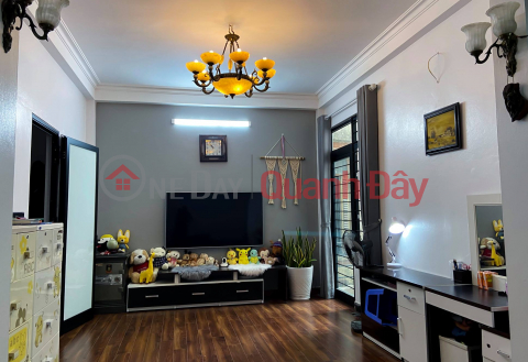 FOR SALE DOI CAN BA DINH TOWNHOUSE, 2 MOUNTAIN NEAR NGO RONG Thong STREET - 30M2\/5T – PRICE 3 BILLION 9 _0