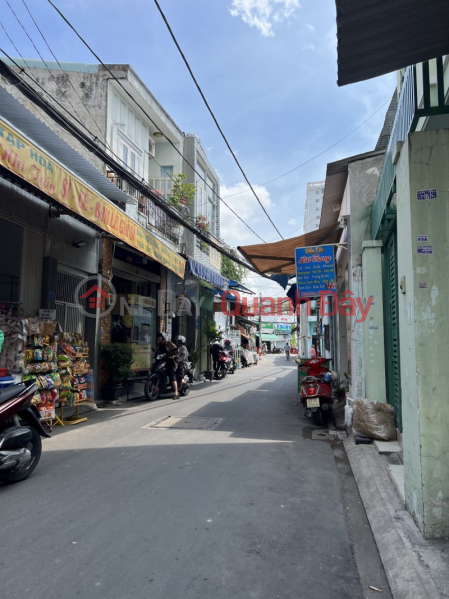 House for sale, land area 50m2, Truck alley, Thoai Ngoc Hau Street, Tan Phu District Sales Listings