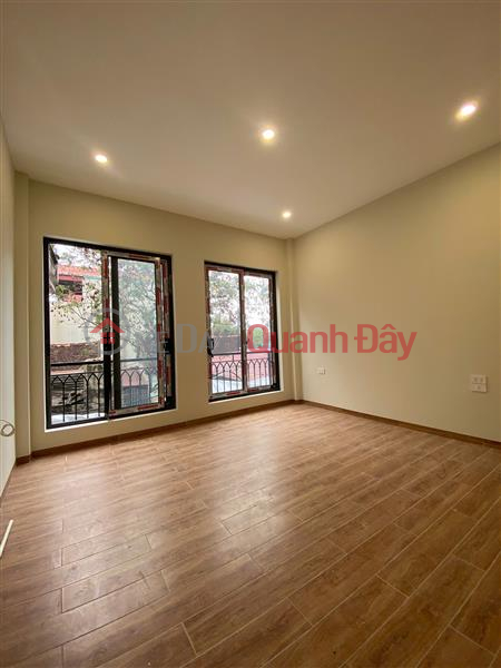 NEWLY BUILT 3-STOREY HOUSE IN THUY HA BAC HONG, READY TO MOVE IN - FULL FACILITIES - CAR SLEEPING INSIDE THE HOUSE - PRICE 4.3 BILLION | Vietnam Sales đ 4.3 Billion