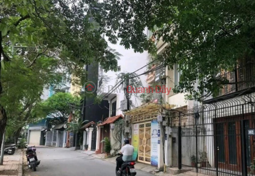 Urgent sale of a very nice house in the area of Hoang Cau lake, Mai Anh Tuan 47m, 4.6m frontage, 11 billion VND contact: 0982751986 Vietnam Sales | ₫ 11.4 Billion