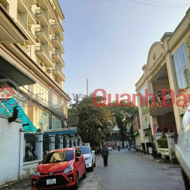 Hoang Hoa Tham townhouse for sale, subdivided lot, near the street, fully furnished, 39M*5T, only 5.25 billion _0