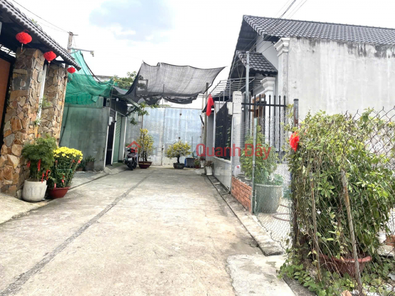 Urgent Land Sale, Plot, Car Alley, Linh Xuan Thu Duc, Area 82 m2 (5.2 X 16),Price only 3.95 billion Vietnam Sales | đ 3.95 Billion