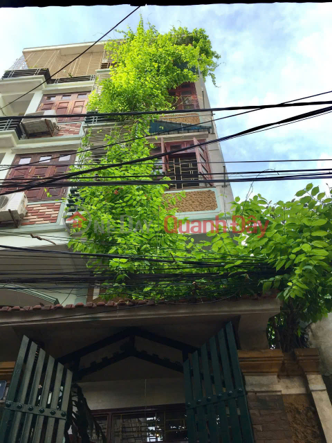 Cho thuê nhà nguyên căn ngõ 645 Vũ Tông Phan, 45m2 x 3 tầng,1 lửng.4 ngủ.3 wc, 13,3 Triệu _0