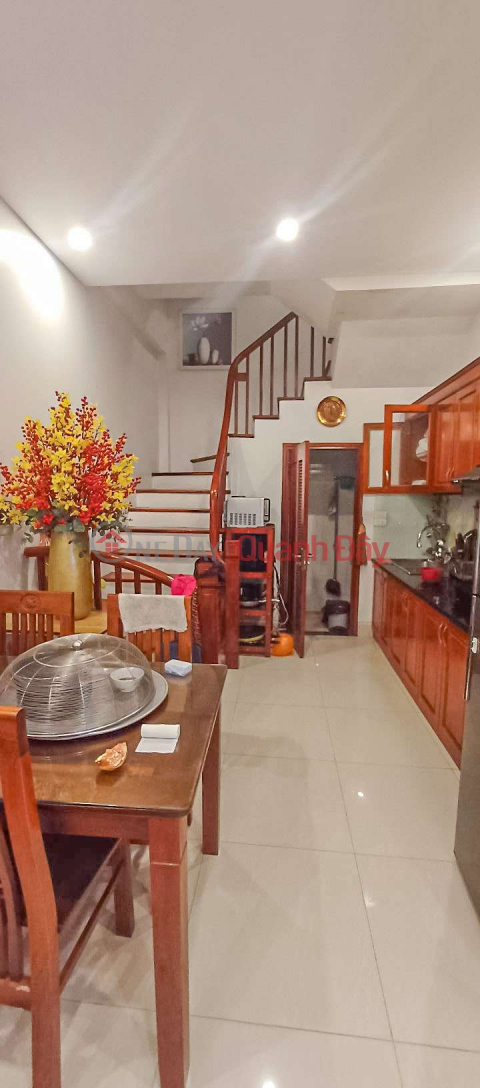 Urgent, need to sell cheap house in Thanh Am, Thuong Thanh 45m2x 4 floors, only 3 billion near car, spacious living _0