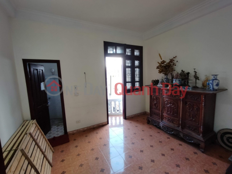 NEED GUESTS TO RENTAL THE WHOLE TRAN DUY HUNG HOUSE, CAU GIAY, 6 BEDROOMS _0