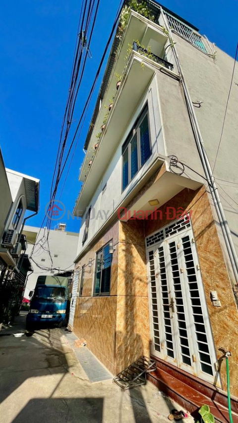 NHÀ ĐẸP PHÂN LÔ- LÔ GÓC - Ô TÔ ĐỖ Thống Nhất 35m2 X 4 Tầng X 5.7 Tỷ Long Biên Hà Nội. _0