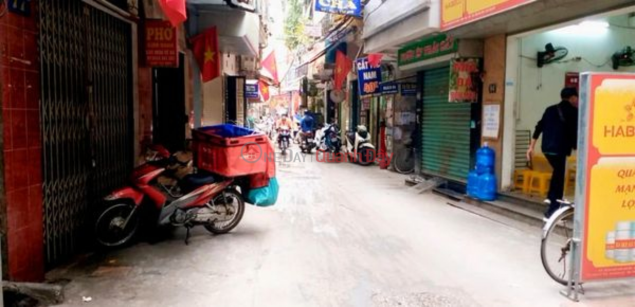 Property Search Vietnam | OneDay | Residential, Sales Listings | PRICE: 3.7 BILLION LESS THAN 100 MILLION 1M2 Area: 40M2 3 FLOORS 4 BEDROOM TON DUC THANG STREET, WARD DONG DA DISTRICT