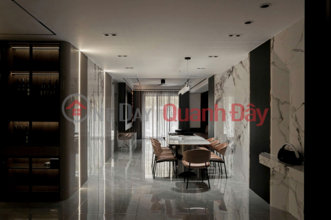 Owner selling Sky Villa Diamond Alnata - Celadon City, 208m2, 2-car garage, fully furnished. _0