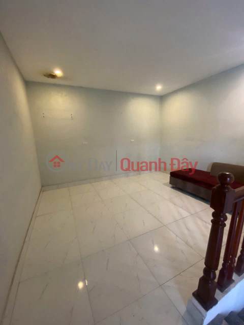 Cho thuê làm CHDV ngõ 233 Tam Trinh, chỉ 10tr cải tạo được 7 PN, 70m2, 3 tầng _0