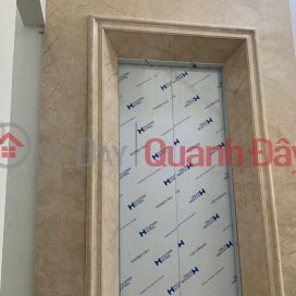 House for rent, Thai Ha, Tay Son, Lang Ha, with elevator, 148m2 x 5 floors - 47 million VND. _0