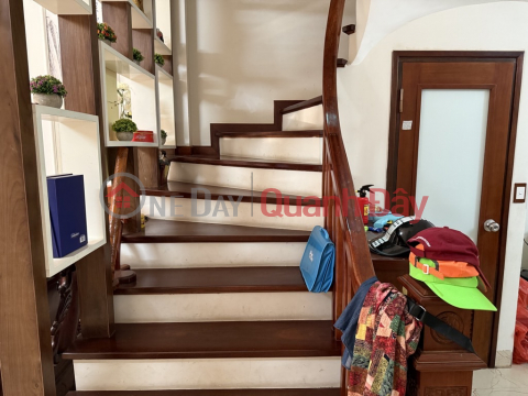 Vị trí ngõ 92 to rộng đẹp nhất tuyến phố Nguyễn Khánh Toàn, ngõ ô tô tránh, nhà mình cách ô tô _0