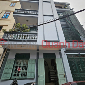 OWNER NEEDS TO QUICKLY SELL 2-frontage house located in Tu Dinh ward, Long Bien district, Hanoi city _0