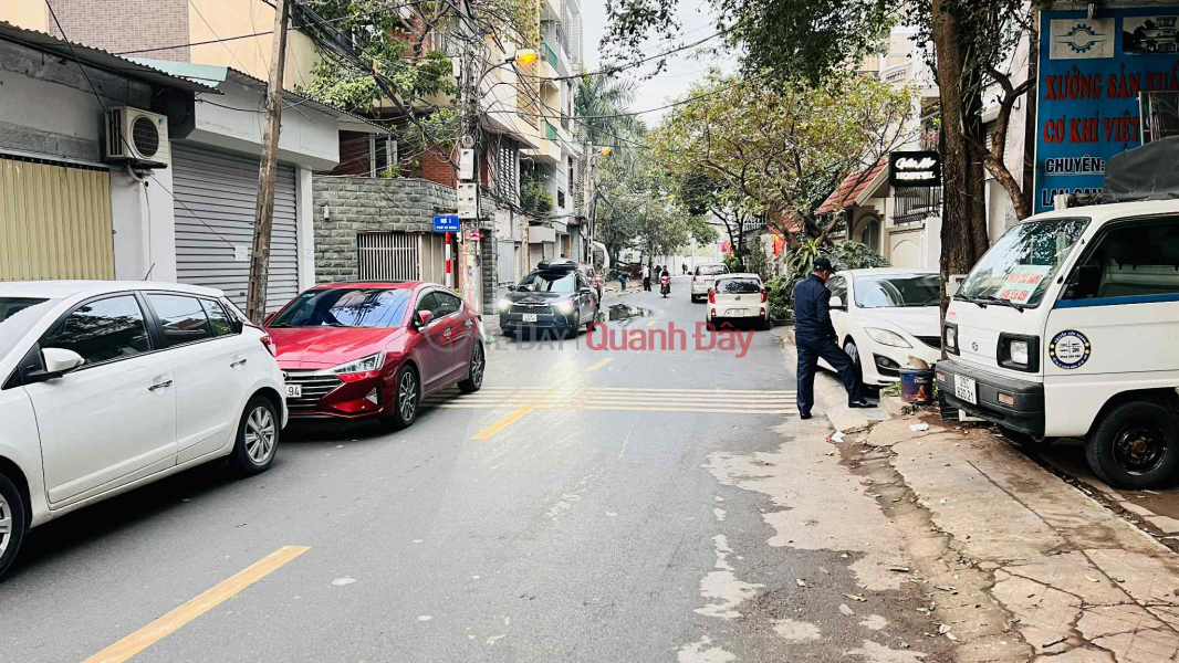LAND FOR SALE ON TU DINH STREET – LONG BIEN, 100m², 7.4m frontage, sidewalk, 2-way car access Sales Listings
