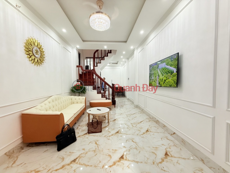 Bán nhà Hoàng Hoa Thám, Ba Đình, ngõ thông gần phố, 2 thoáng 36m2, 5 tầng, chỉ 8.9 tỷ Niêm yết bán