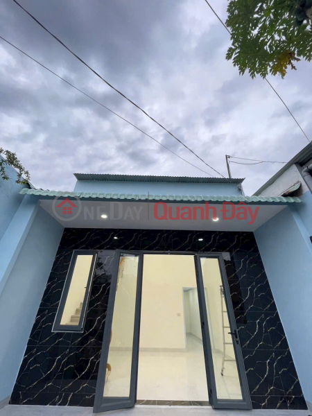 Selling a beautiful new 1-storey house, 1-storey building, near Tan Phong market, car-friendly road, only 2.5 billion! Sales Listings