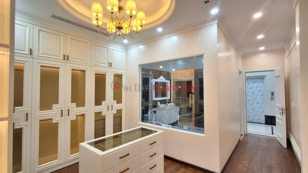 đ 18 tỷ SIÊU PHẨM PHỐ THẠCH BÀN- Ô TÔ TRÁNH - FULL NỘI THẤT ĐẸP - GARA - 79M2 7 TẦNG X 18 TYX