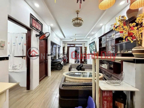 D2487* Mặt tiền kênh 10m tương lai sát Nguyễn Xí, giá 6.x tỷ _0