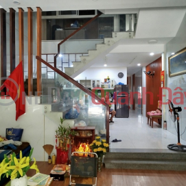 ► Frontage of 7.5m Ly Nhan Tong street near Nguyen Huu Tho, 92m2, 3 beautiful floors _0