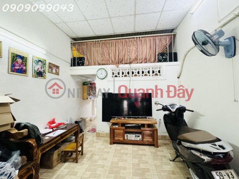 GẤP BÁN NHÀ ĐẸP ĐÔNG HƯNG THUẬN 2.8 TỶ _0