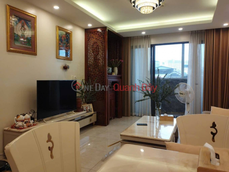 (Tin thật 100%) CH 85m2 x 2PN tại Tân Hoàng Minh Hoàng Cầu - nội thất 500 triệu - BC hướng Bắc Niêm yết bán