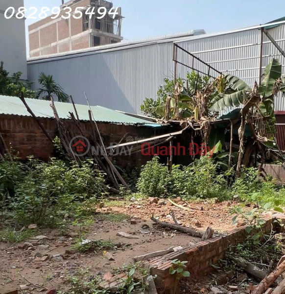 Owner selling 110.7m2 of land near the foot of Phung Bridge, Hiep Thuan, Phuc Tho, Hanoi, suitable for investment. Sales Listings