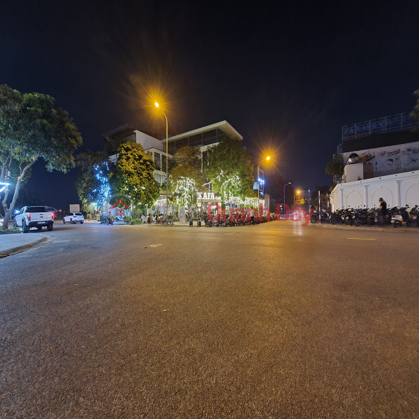 Property Search Vietnam | OneDay | Residential Sales Listings, Super prime corner lot for business in Trau Quy, Gia Lam, Hanoi. Area 110.2m2. Road 15m. Contact 0989894845