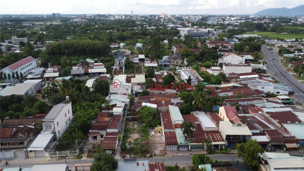 Southeast Front Land in Hoa Thanh, Tay Ninh Sales Listings