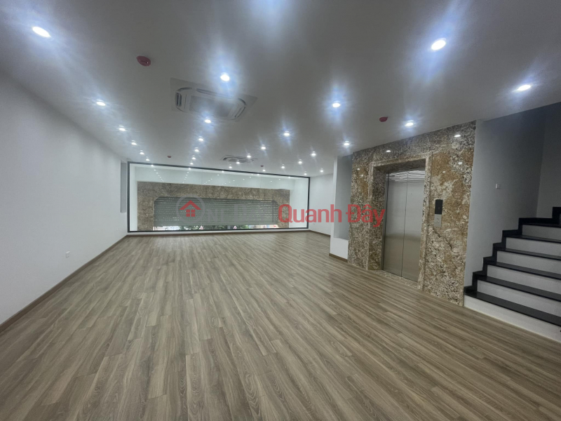 Property Search Vietnam | OneDay | Residential Sales Listings, EXTREMELY RARE! OFFICE BUILDING ON QUAN NHAN THANH XUAN STREET FOR SALE BUSINESS AUTOMOBILE BUSINESS - BOTH LIVING AND RENT-