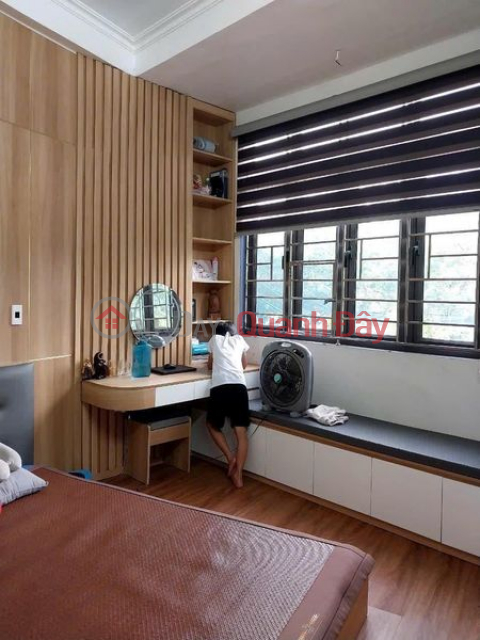 HOUSE FOR SALE ON STREET FRONT WITH 2 CAR LANES IN TRAN HUNG DAO WARD, PRICE 3.450 BILLION _0