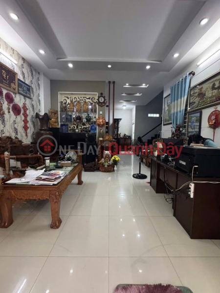 Bán nhà, đường 102, Tăng Nhơn Phú, hẻm ô tô, 2 tầng, 80m2 , 8 tỷ hơn | Việt Nam | Bán, đ 8,5 tỷ