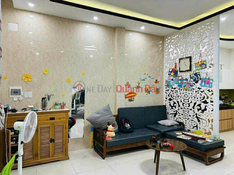 Property Search Vietnam | OneDay | Residential, Sales Listings | ► House right next to Hoa Cuong Market, 15m from the main road, 64m2, 2 floors, slightly over 5 billion VND.