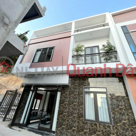 New residential area. Suitable for living, close to all amenities _0