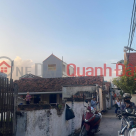 YEN VINH LAND NEAR MAIN AXLE 50M. 4M facade. The road in front of the house is nearly 3m. Shallow alley 2.x TINY BILLION wide _0