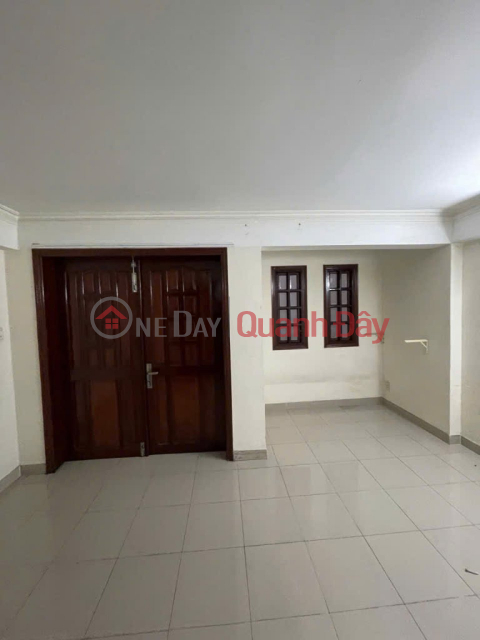 4-storey Front House, 20m Street, 75m2 – Nguyen Kiem, District 1 _0
