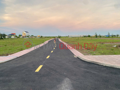 BEAUTIFUL LAND FOR SALE - GOOD PRICE - GOOD LOCATION near the new VSIP industrial park about to start construction _0