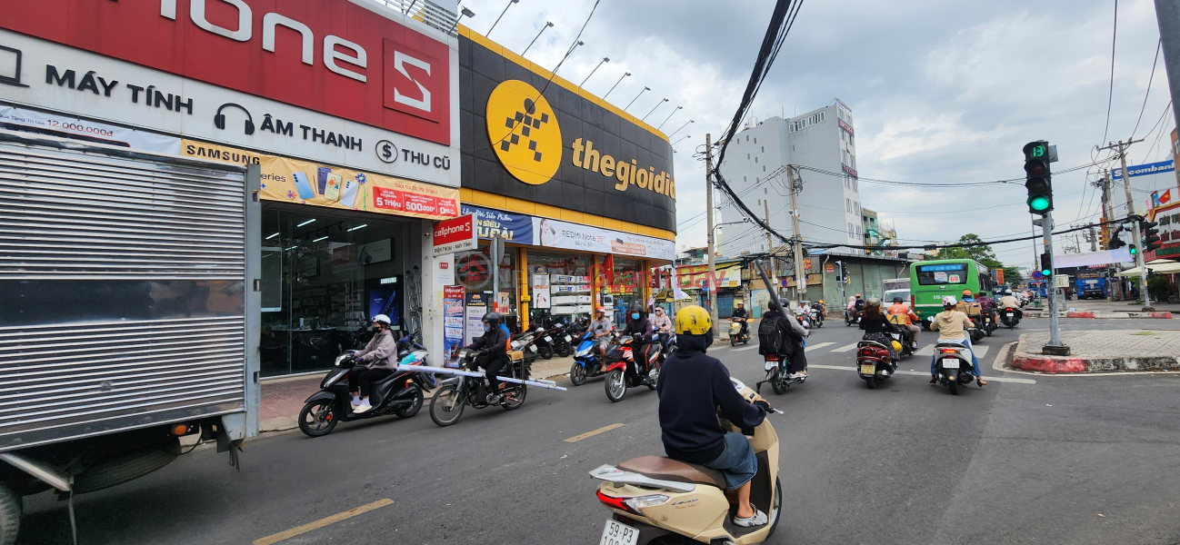 House for rent on Tan Ky Tan Quy Street, Tan Phu District, 110m², near the intersection, close to AEON Mall. Vietnam | Rental | đ 27 Million/ month