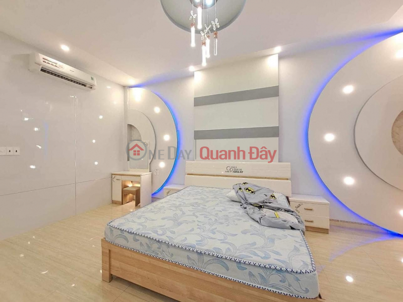 Property Search Vietnam | OneDay | Residential | Rental Listings 3-storey house for rent with 5m car: Nguyen Van Thoai, right near the beach