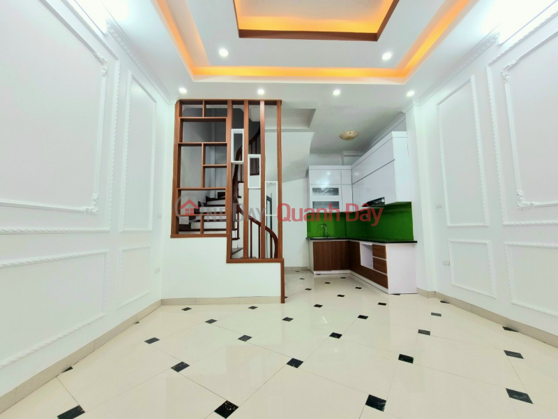 Property Search Vietnam | OneDay | Residential, Sales Listings, Car parked, selling house Do Duc Duc, 41m2, Owner urgently needs money to send his children to study abroad, need to sell 4 billion 5