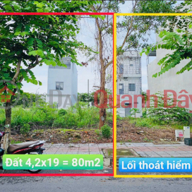 HOT! Land in Buu Long 3 resettlement area, CORNER LOT on F6 street frontage ONLY 3.8 BILLION _0